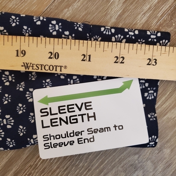 Veronica Beard Size 6 100% Silk Navy Blue Lotus Print Ruffle Blouse Dry Cleaned - Picture 14 of 14